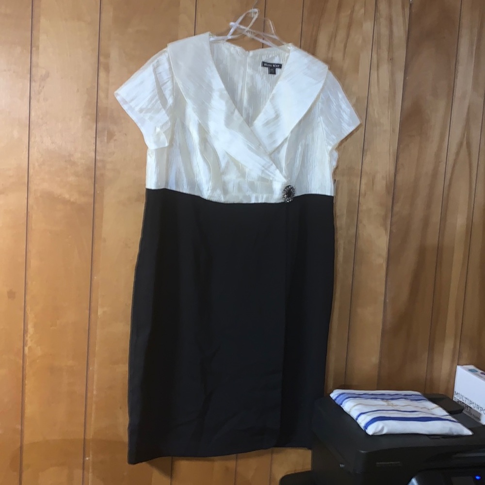 DANA KAY BLACK AND CREME DRESS